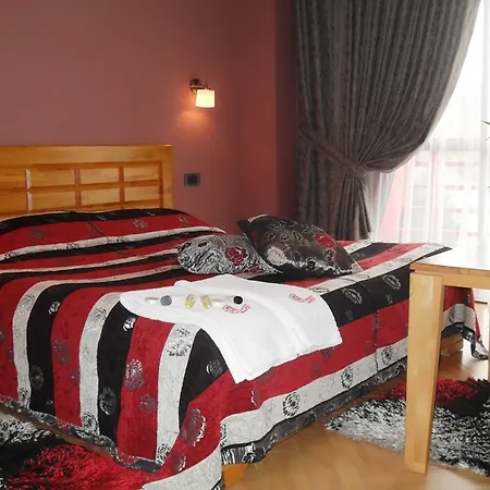 Class Hotel